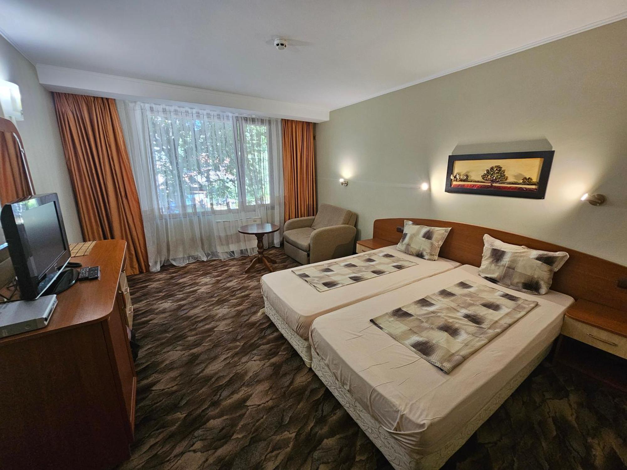 Family Hotel Jeri Welingrad Exterior foto